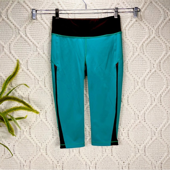 LULULEMON | Capri Workout Pants Teal and Black 6 - Picture 1 of 11